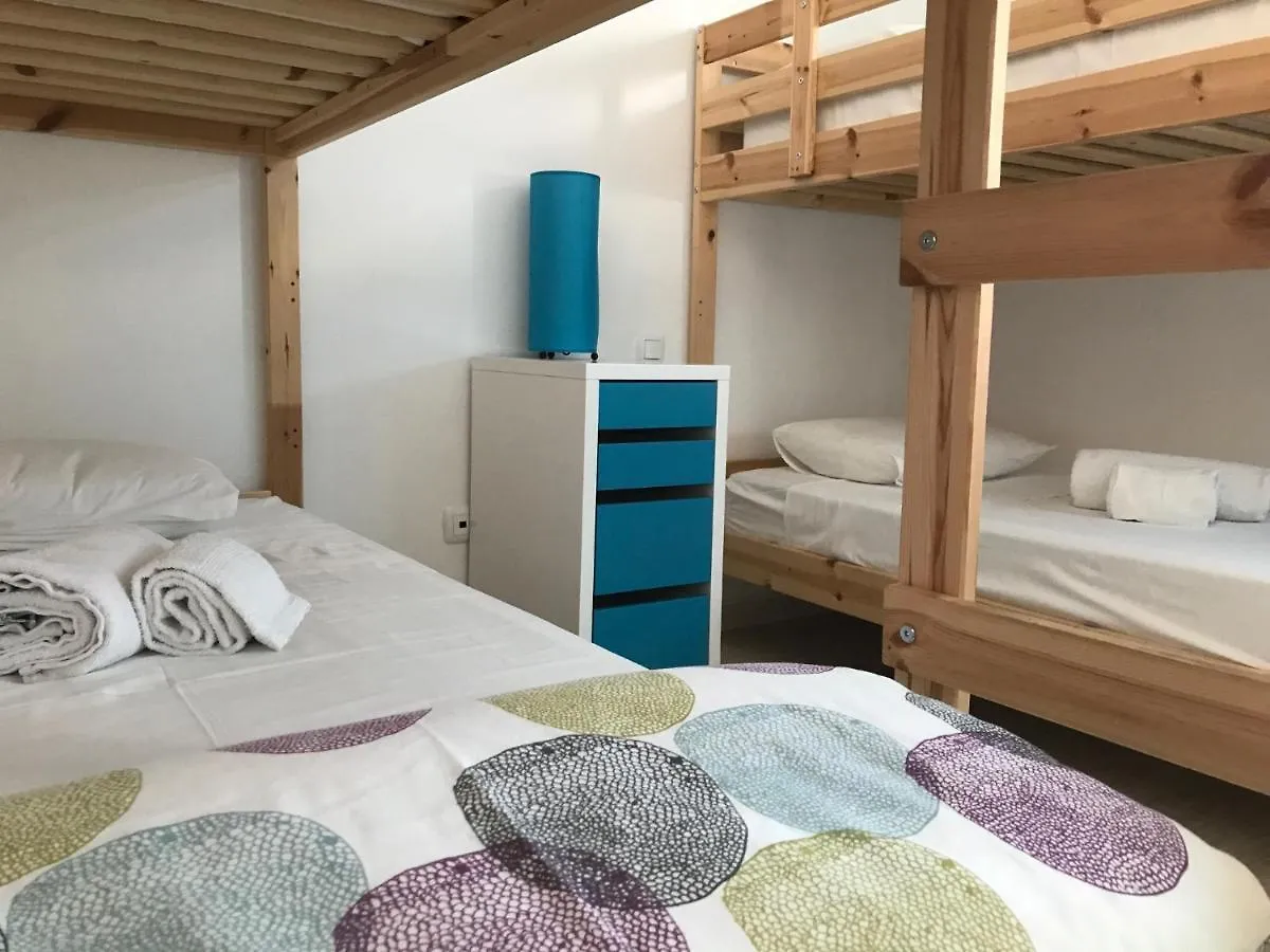 Surfintrip Academy&Camp Hostel Κοραλέχο