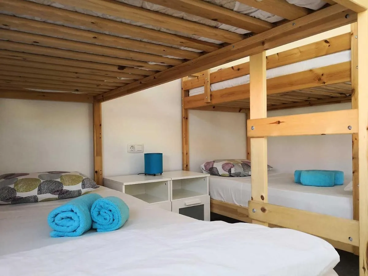 Surfintrip Academy&Camp Hostel Κοραλέχο 2*,  Ισπανία