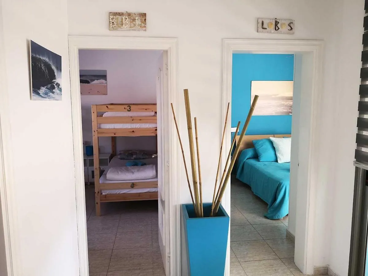 Surfintrip Academy&Camp Hostel Κοραλέχο